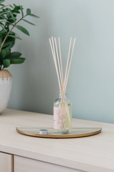 Ruffled Linen | Reed Diffuser